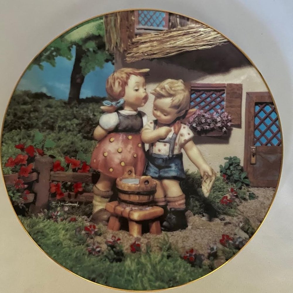 1990 “Squeaky Clean” from The M.J. Hummel Plate Collection Little Compan…